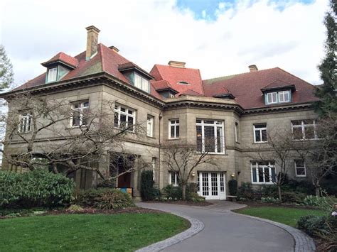 Walk At Pittock Mansion With Views Of Portland