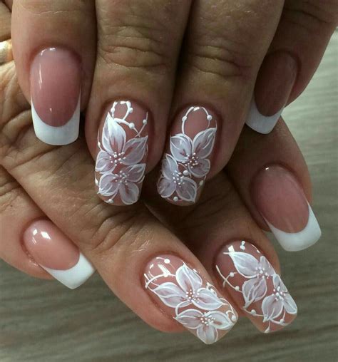Lace Wedding Nails