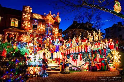 6 Neighborhoods With The Wildest Holiday Decorations Holiday Lights