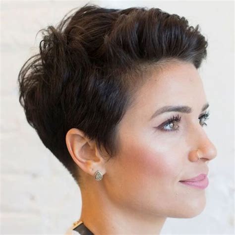 Short Pixie Haircuts For Women In 2021 2022 Page 4 Of 5