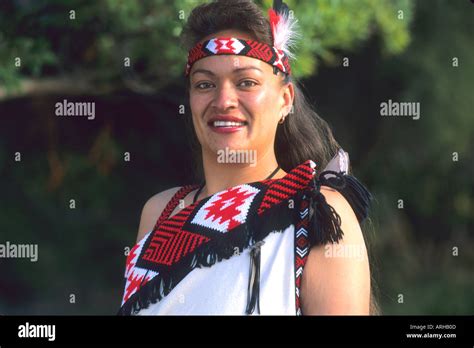 Maori Woman In Rotorua New Zealand Stock Photo 2972428 Alamy