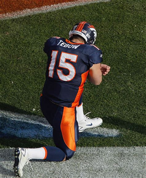 Tim tebow didn't makee it to the regular season with the patriots in 2013. Tim Tebow: God's Quarterback - Love him or Hate him ...
