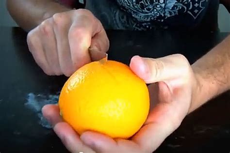 This Is How To Peel An Orange
