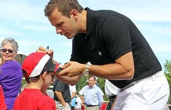 Jason spezza is a 36 year old canadian ice hockey player born on 13th june, 1983 in mississauga. Jarome Iginla and the Nicest Guys in the NHL | Bleacher ...