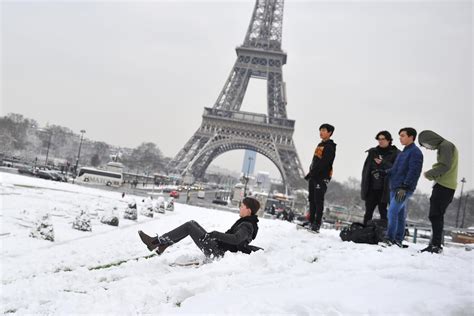 Paris Weather Forecast Incredible Pictures Show France Capital