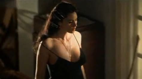 Monica Bellucci Elisa Morucci In Malena 2000 Free MILF Porn Videos