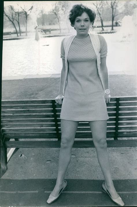 Rosemary Nicols 60s Mini Skirt Retro Women 1960s Fashion