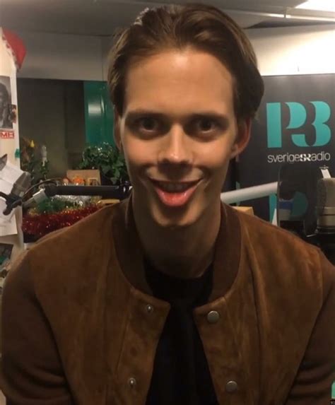 Video Bill Skarsgård Doing the Pennywise Smile Without Makeup is Even