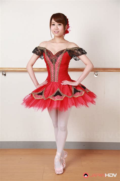Japanhdv Ririka Suzuki Ballerina Ririka Suzuki Shows Off Nude Gallery