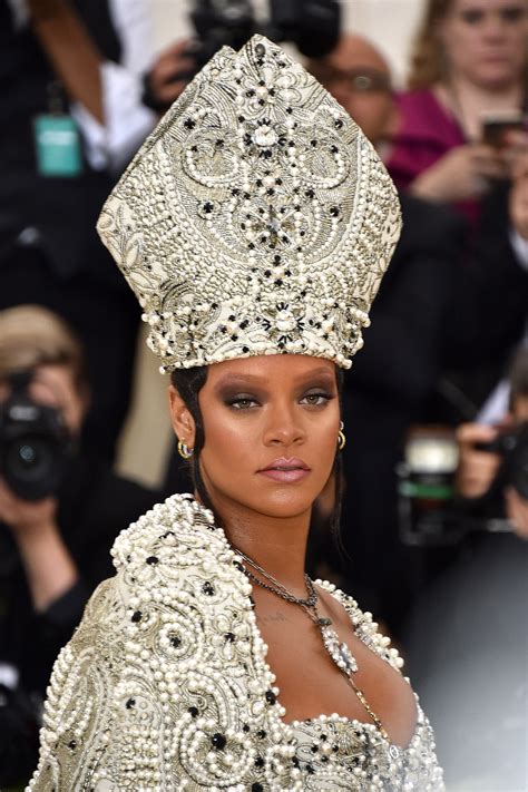 Rihanna Wins The Met Gala In A Bedazzled Popes Hat Vanity Fair