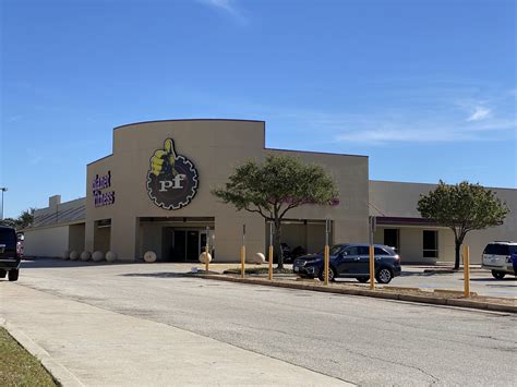 HEB’s Failed Concept store in Northwest Houston – Houston Historic Retail