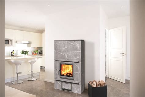 Tu100092 A Modern Tulikivi Fireplace That Combines Simple Design With