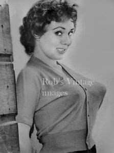 BULLET BRA MAMA Photo Retro 1950 S Sassy Sweater Gal Fashion Model EBay
