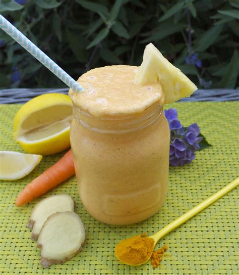 Anti Inflammatory Carrot Ginger And Turmeric Smoothie Rosanna