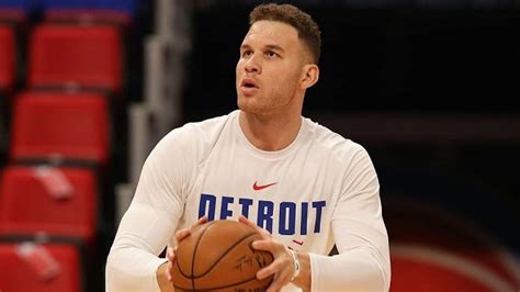 Latest on brooklyn nets power forward blake griffin including news, stats, videos, highlights and more on espn. Blake Griffin - Parents, Kids & Girlfriend