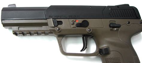 Fn Fabrique National Five Seven 57x28 Mm Caliber Pistol Fixed Sight