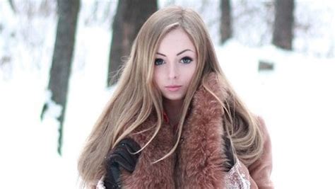 Alina Kovalevskaya La Nouvelle Barbie Humaine Yzgeneration