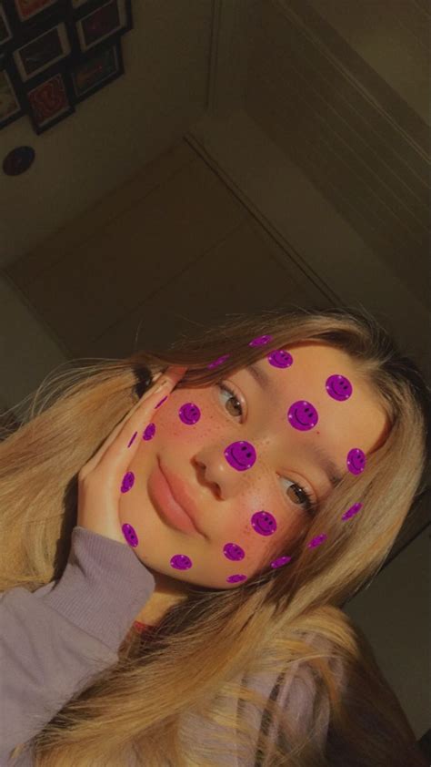 Pin By Ranwa Sy On My Saves In 2022 Pretty Blonde Girls Pretty Girls Selfies Snapchat Girls