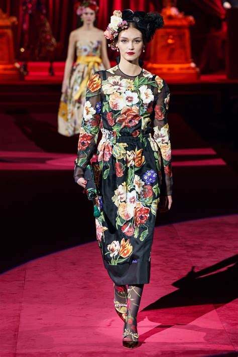 Dolce And Gabbana Fall 2019 Ready To Wear Fashion Show Collection See