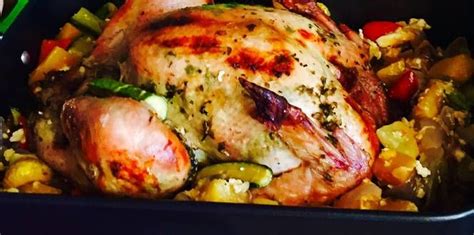 Simple, delicious and allows you time to enjoy the day. Gordon Ramsay Turkey Dinner : Gordon Ramsay's roast turkey ...