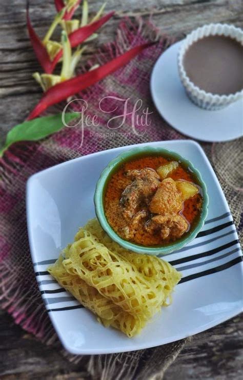 Kedua macam menu sarapan ini pada umumnya hadir bersamaan. Assalamualaikum... Menu roti jala untuk juadah sarapan ...