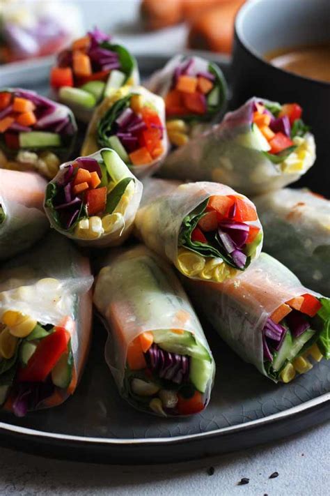 When you serve them with homemade ginger curry dipping sauce, they're irresistibly delicious! Fresh Vegan Spring Rolls • Happy Kitchen