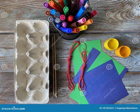 Set For Children S Creativity Eggs Box Markers Ready To Make A Ship