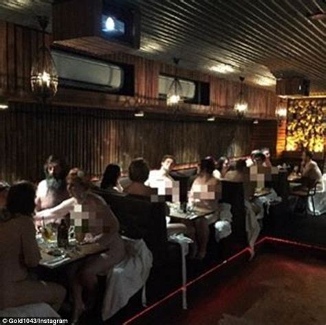 Australias First Naked Restaurant In Melbourne Launches Daily Mail