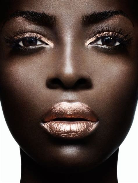 Hey guys, in this video i'll be showing you how i achieved this light brown/bronze hair color using dark & lovely (hair dye) no bleach needed! 15 Tips of Makeup For Dark Skin | HireRush.com