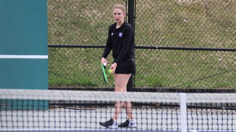 Hanna Beck 2022 23 Womens Tennis Holy Cross Athletics