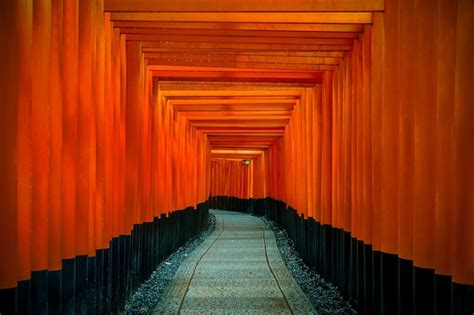 Free Photo The Red Torii Gates Walkway At Fushimi Inari Taisha Shrine