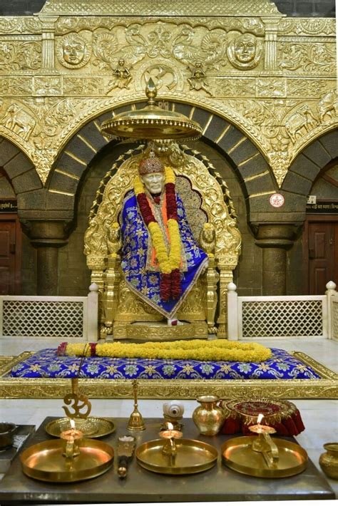 Frequently asked questions about swami samarth temple. Swami Samarth In Blue Pagdis Photos / Shekhar Sane Swami ...