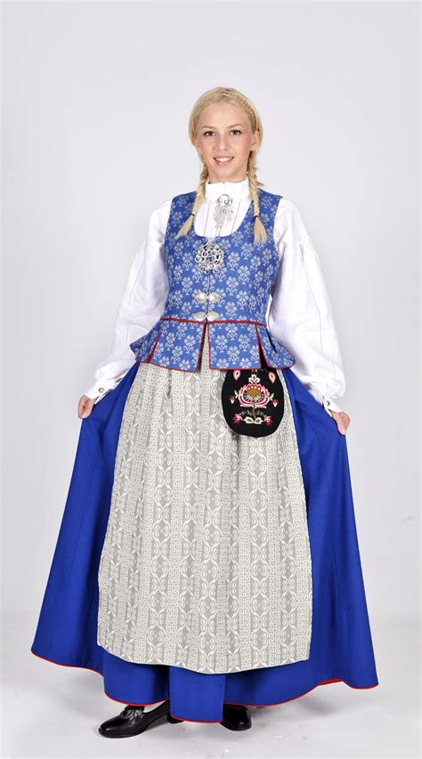 sør trøndelag bunad norwegian clothing norwegian dress traditional outfits