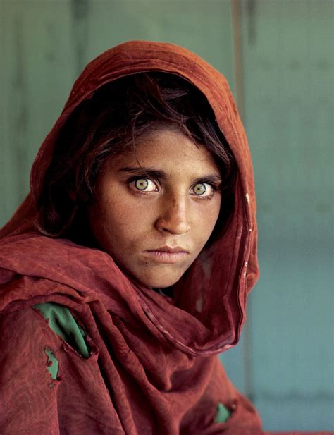 Steve Mccurry “afghan Girl” 1984 Nasir Bagh Khyber Pakhtunkhwa