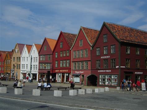 Filebergen Bryggen17 Wikimedia Commons