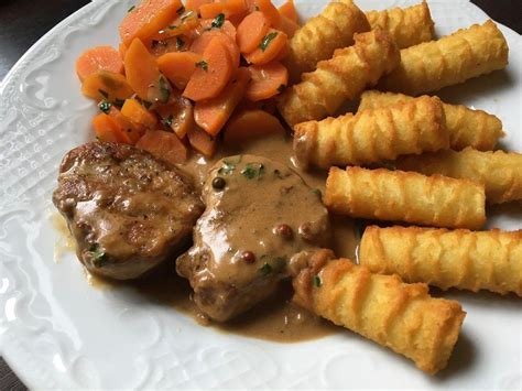 Schweinemedaillons in Pfefferrahmsauce von Feinschmecker81 Chefkoch