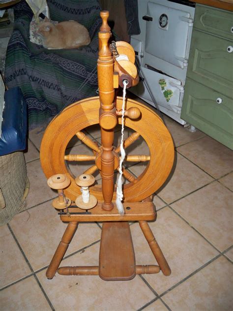 Another quiet day in the Corbieres!: My Old Haldane Spinning wheel