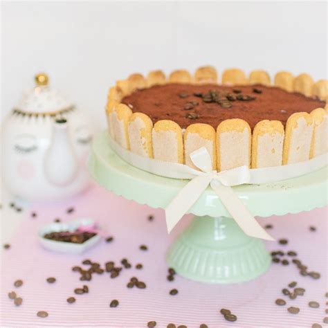 Maybe you would like to learn more about one of these? Tiramisu Torte mit Löffelbiskuit - Nobake Torte - Frau ...