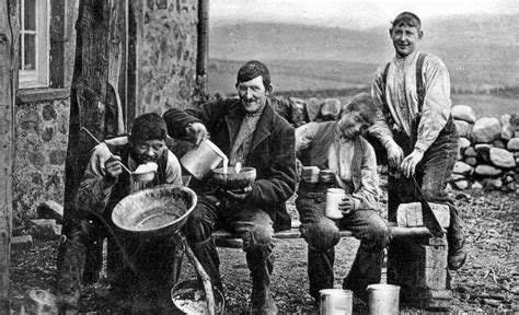 Tour Scotland Old Photograph Farm Workers Highland