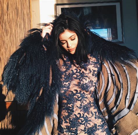 Kylie Jenner Steps Out In Sexy Lace Bodysuit Realtainment Blogspot