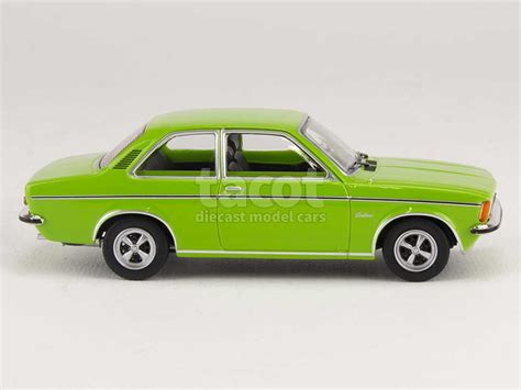 Opel Kadett C Limousine 1978 Maxichamps 1 43 Autos Miniatures Tacot