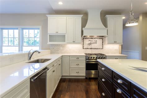 Large Kitchen Island And Wrap Around Counters Kitchen Design Modular