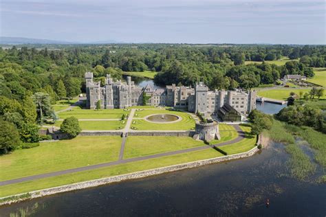 Stay At One Of Irelands Best Castles Sheenco Travel