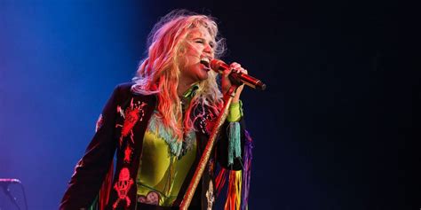 Kesha Releases Praying Her First Single In Four Years Kesha New Album 2017