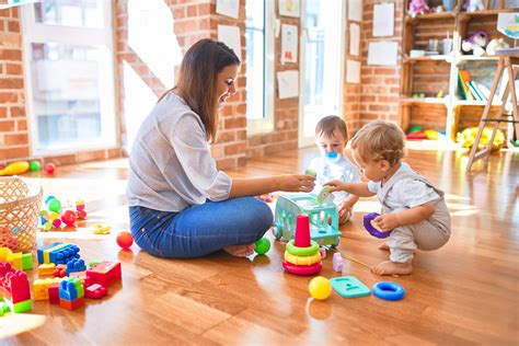 Jetzt Babysitter finden, Babysitter in der Nähe 2024