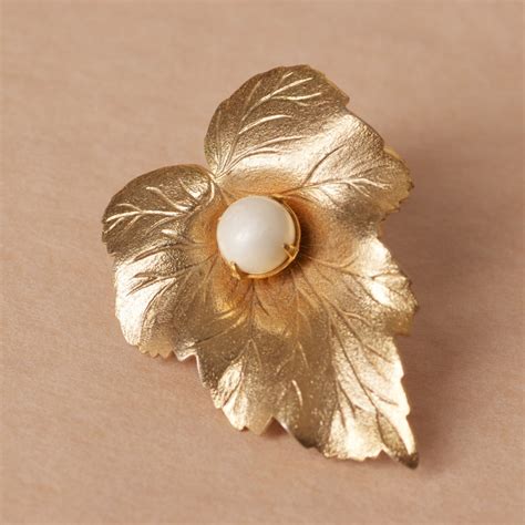 Vintage Sarah Coventry Gold Tone Leaf Brooch With Faux Pearl Etsy