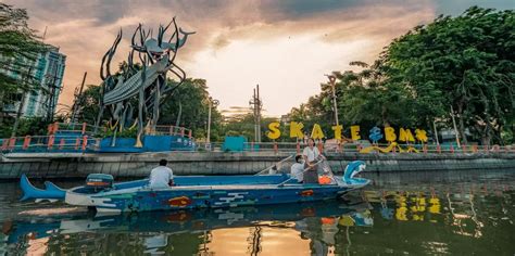 Ada Yang Baru Nih Rekomendasi Tempat Wisata Paling Populer Di Surabaya Pojok Satu