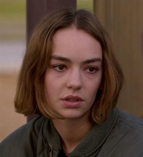 Pin By Lucy Anstett On Brig Woman In Suit Brigette Lundy Paine Pretty People