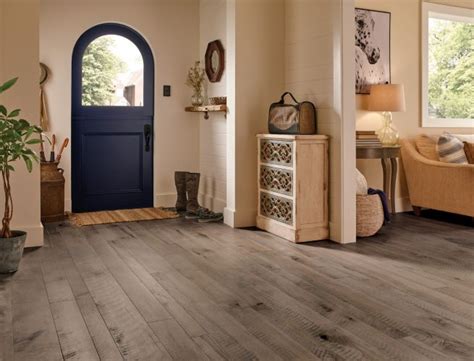 Tile installer serving mississauga we can install any tile in your home in mississauga and are tile experts in doing floor tiles, wall tiles. Mississauga Hardwood Floors by Decor Floors | Mississauga ...
