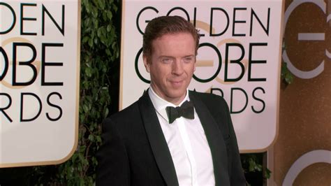 Damien lewis 2020 week 2 press conference. Damien Lewis Fashion - Golden Globes 2016 - YouTube
